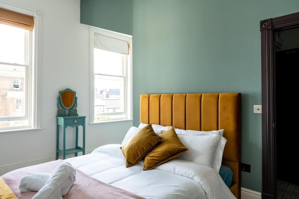 Stylish Beachfront Apartment, Sweeping Ocean Views And Luxury Touches Херн-Бей Экстерьер фото